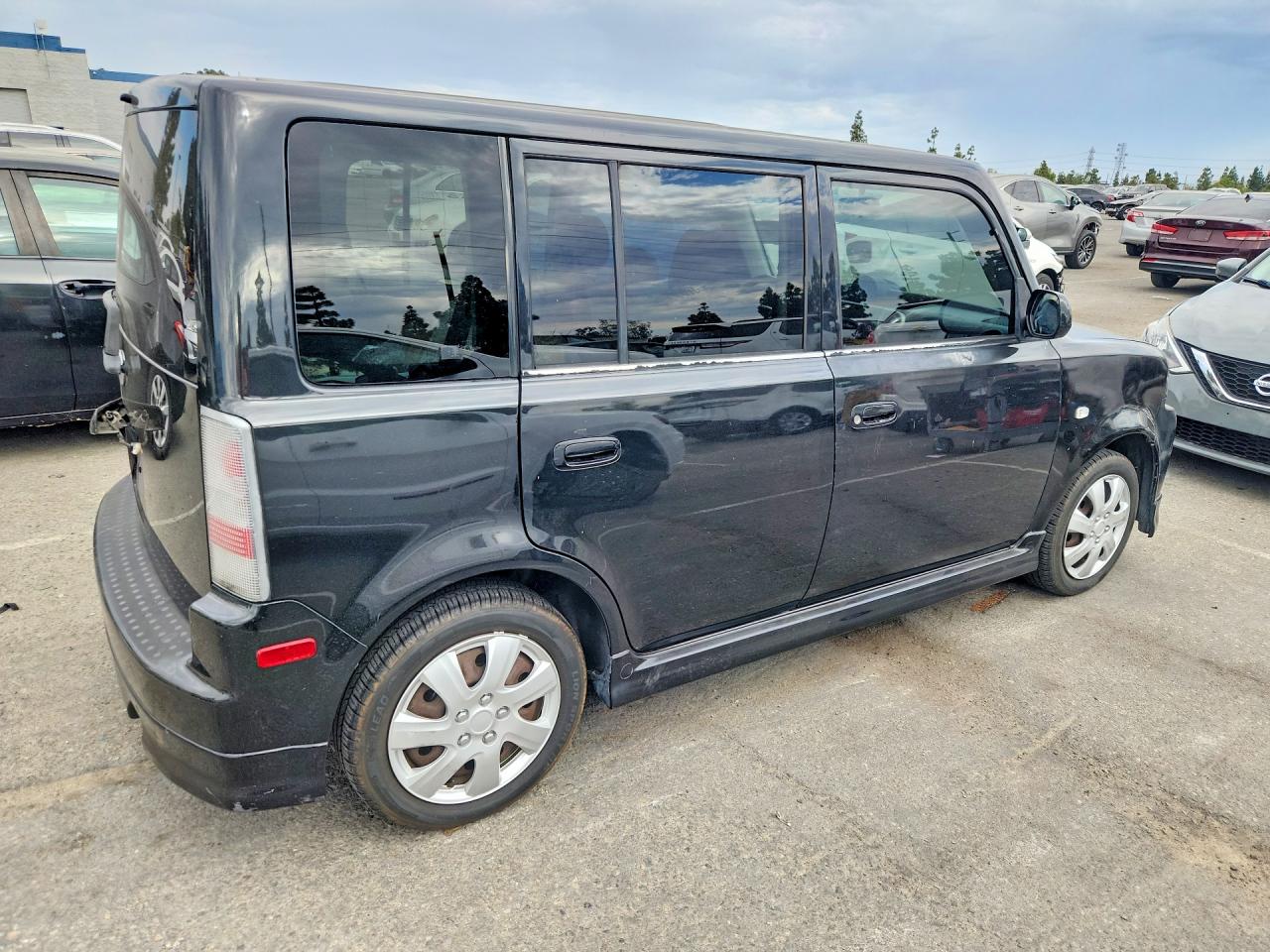 2006 TOYOTA SCION