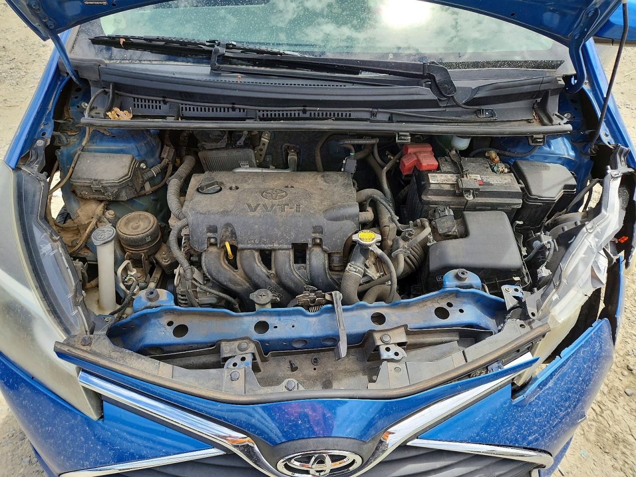 2015 TOYOTA YARIS