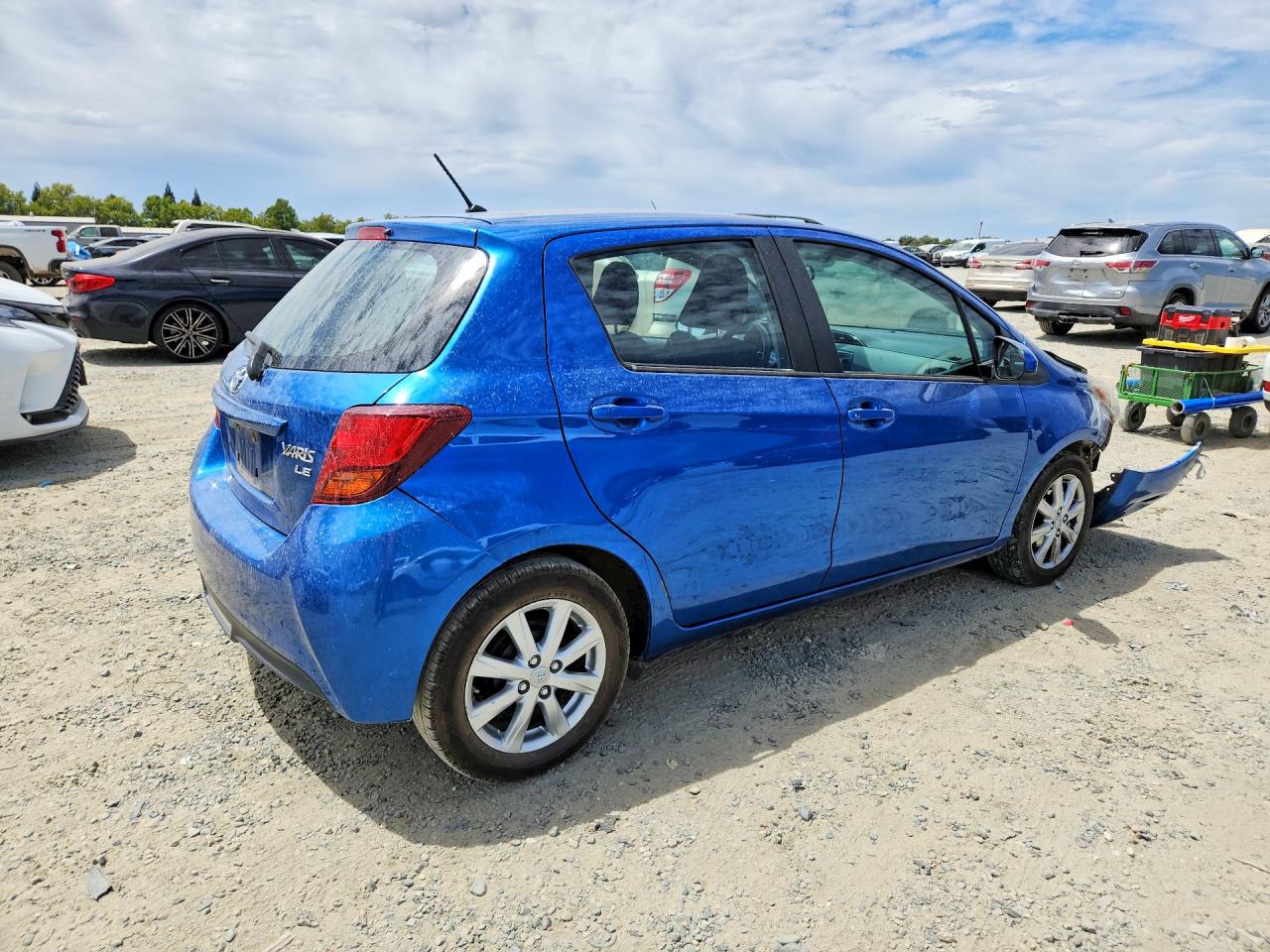 2015 TOYOTA YARIS