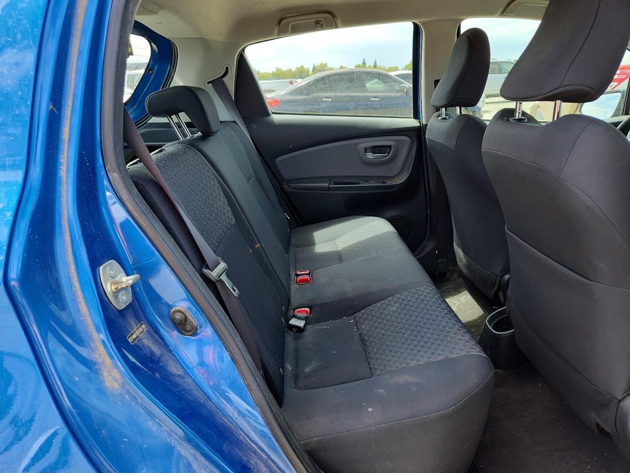 2015 TOYOTA YARIS