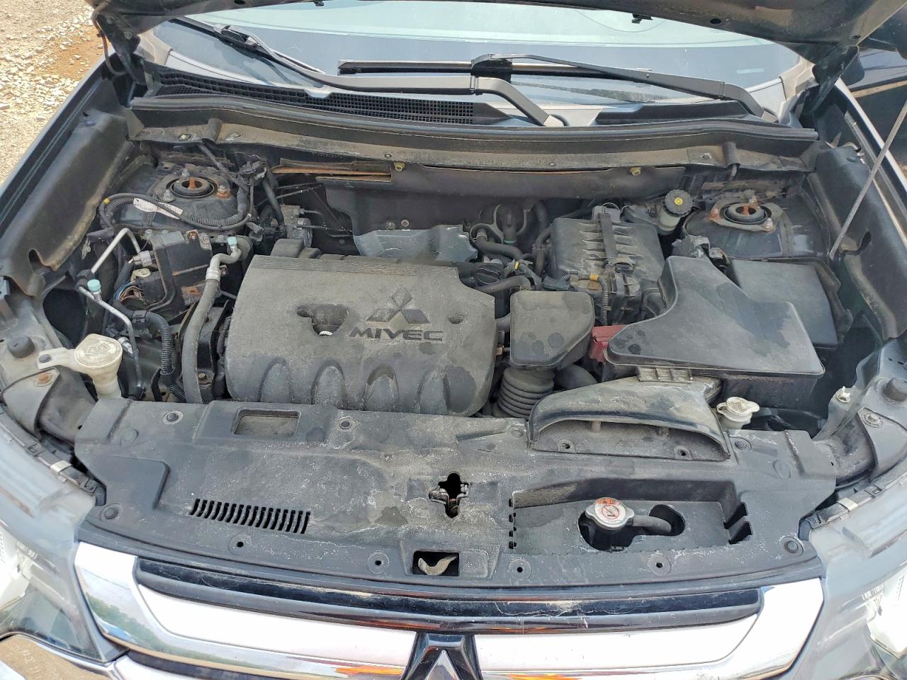 2016 MITSUBISHI OUTLANDER