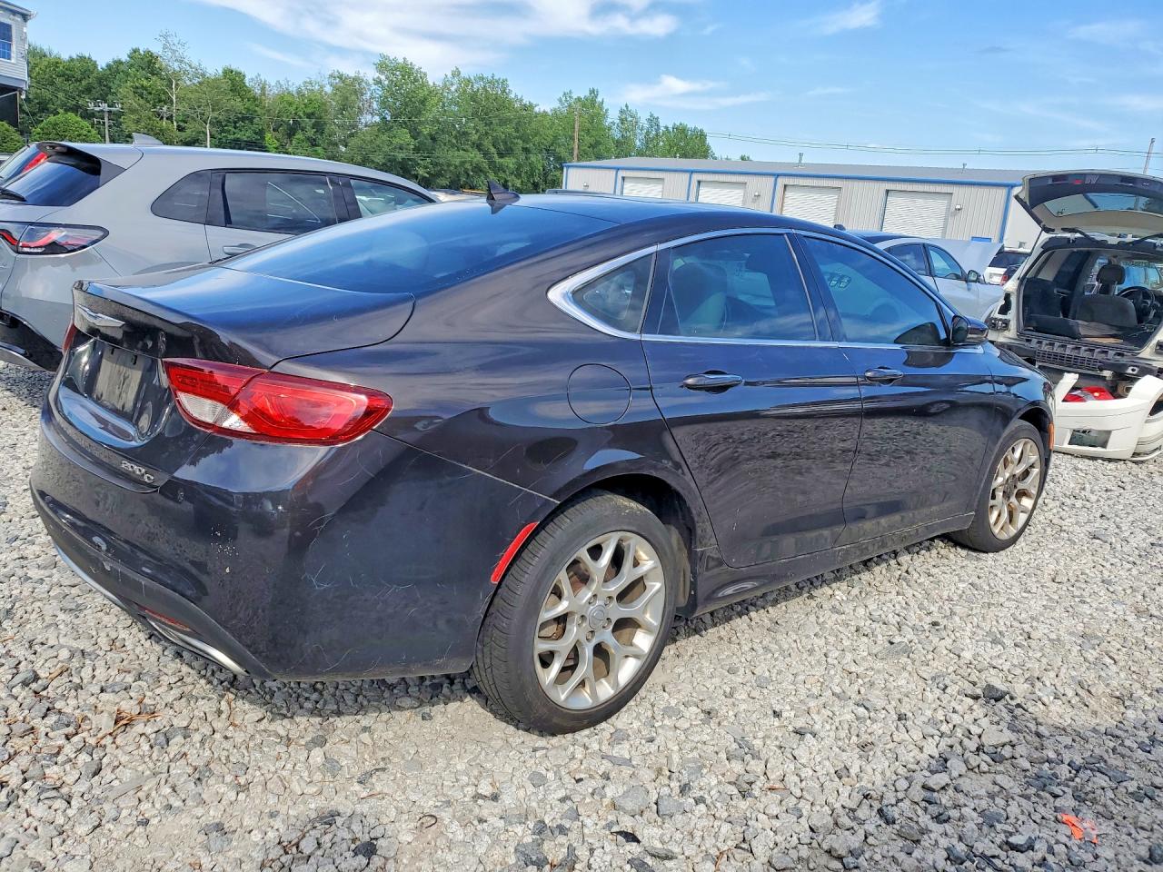 2015 CHRYSLER 200