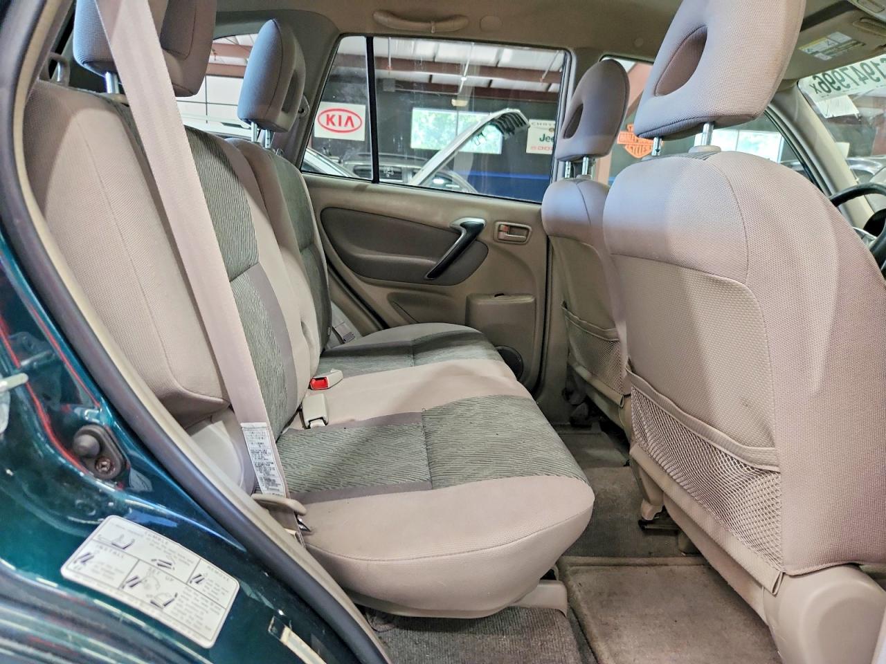 2003 TOYOTA RAV4