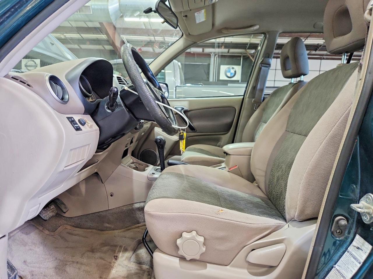 2003 TOYOTA RAV4