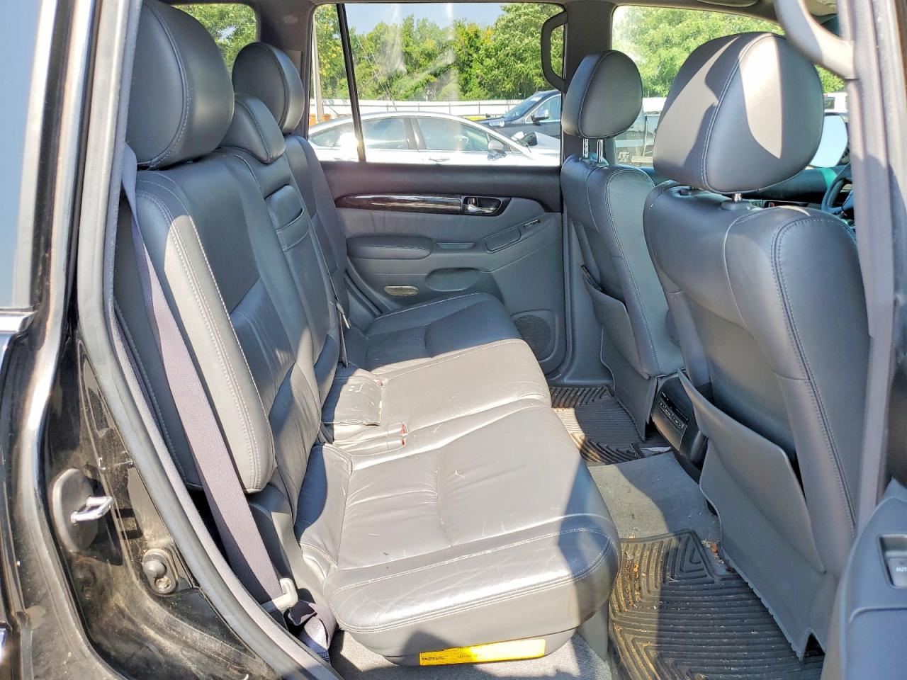 2005 LEXUS GX