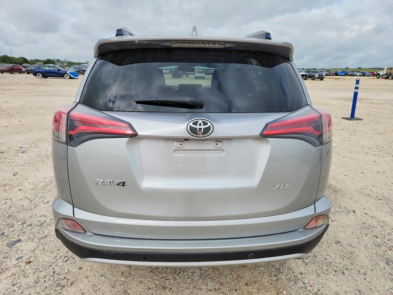 2018 TOYOTA RAV4