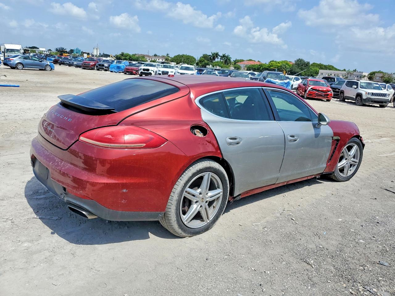 2015 PORSCHE PANAMERA