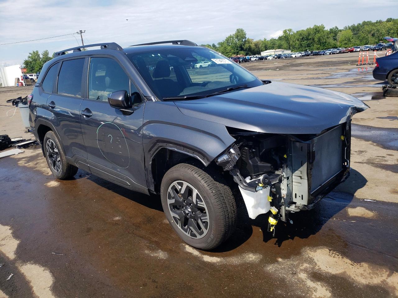 2025 SUBARU FORESTER