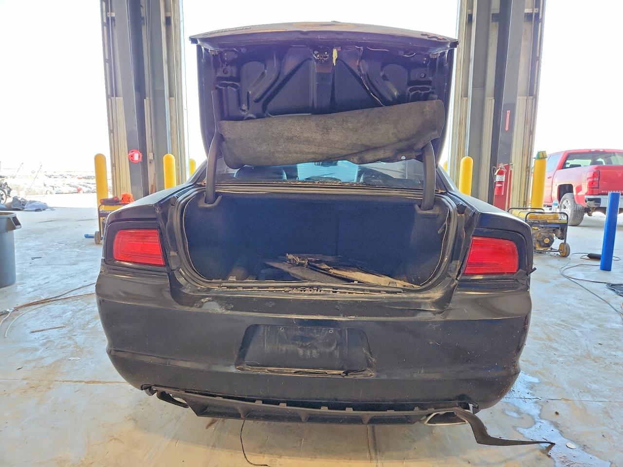 2011 DODGE CHARGER