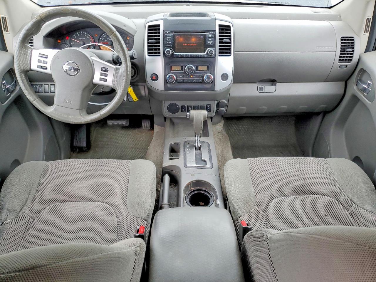 2015 NISSAN FRONTIER