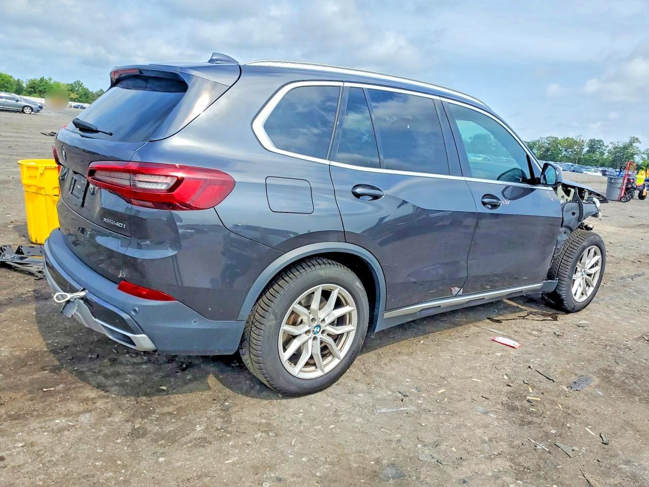 2022 BMW X5