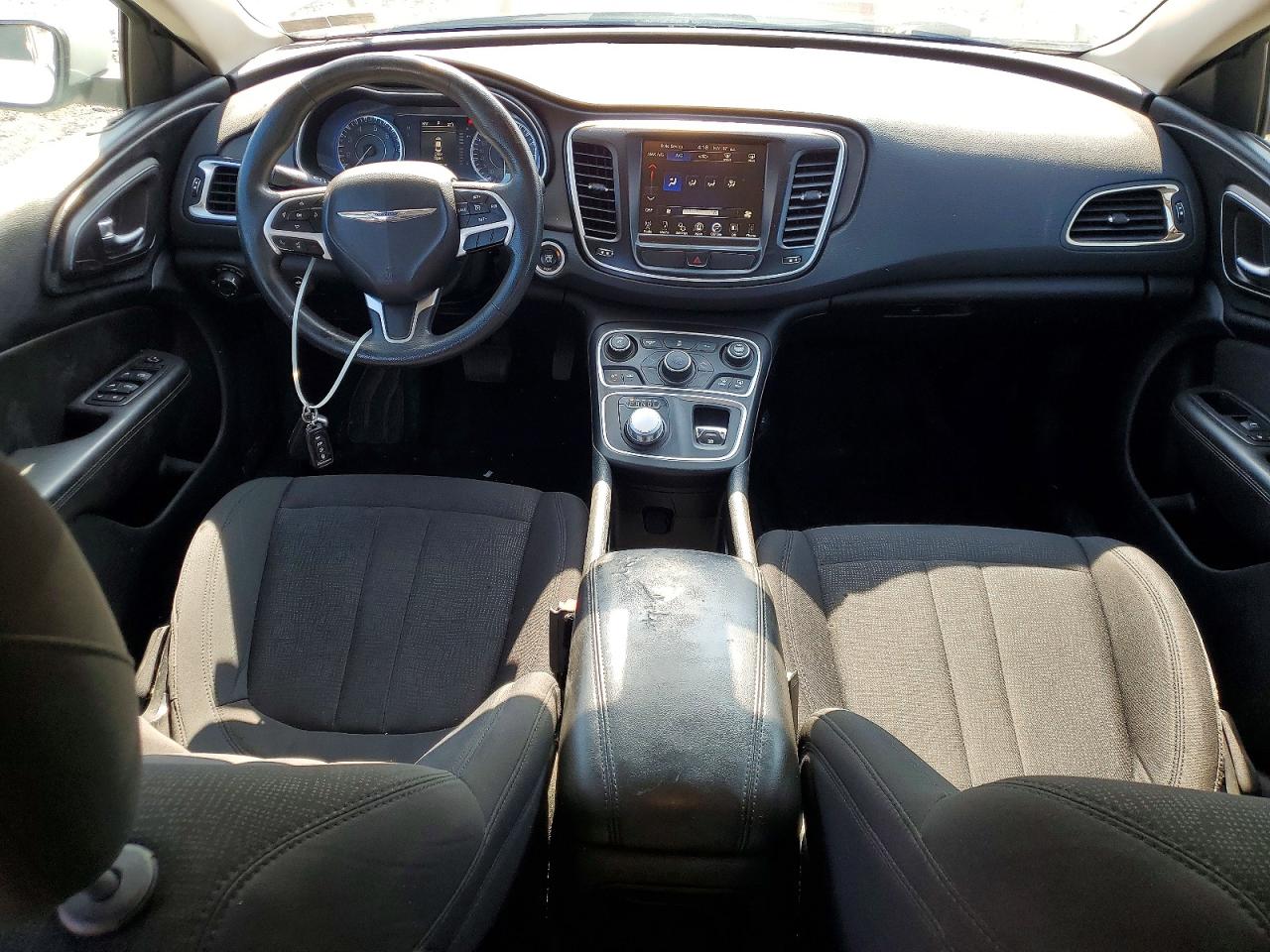 2016 CHRYSLER 200