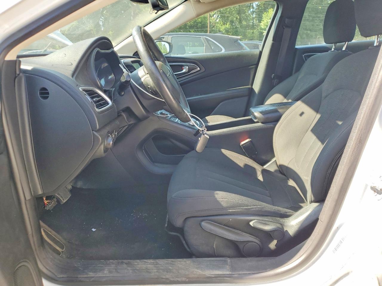 2016 CHRYSLER 200
