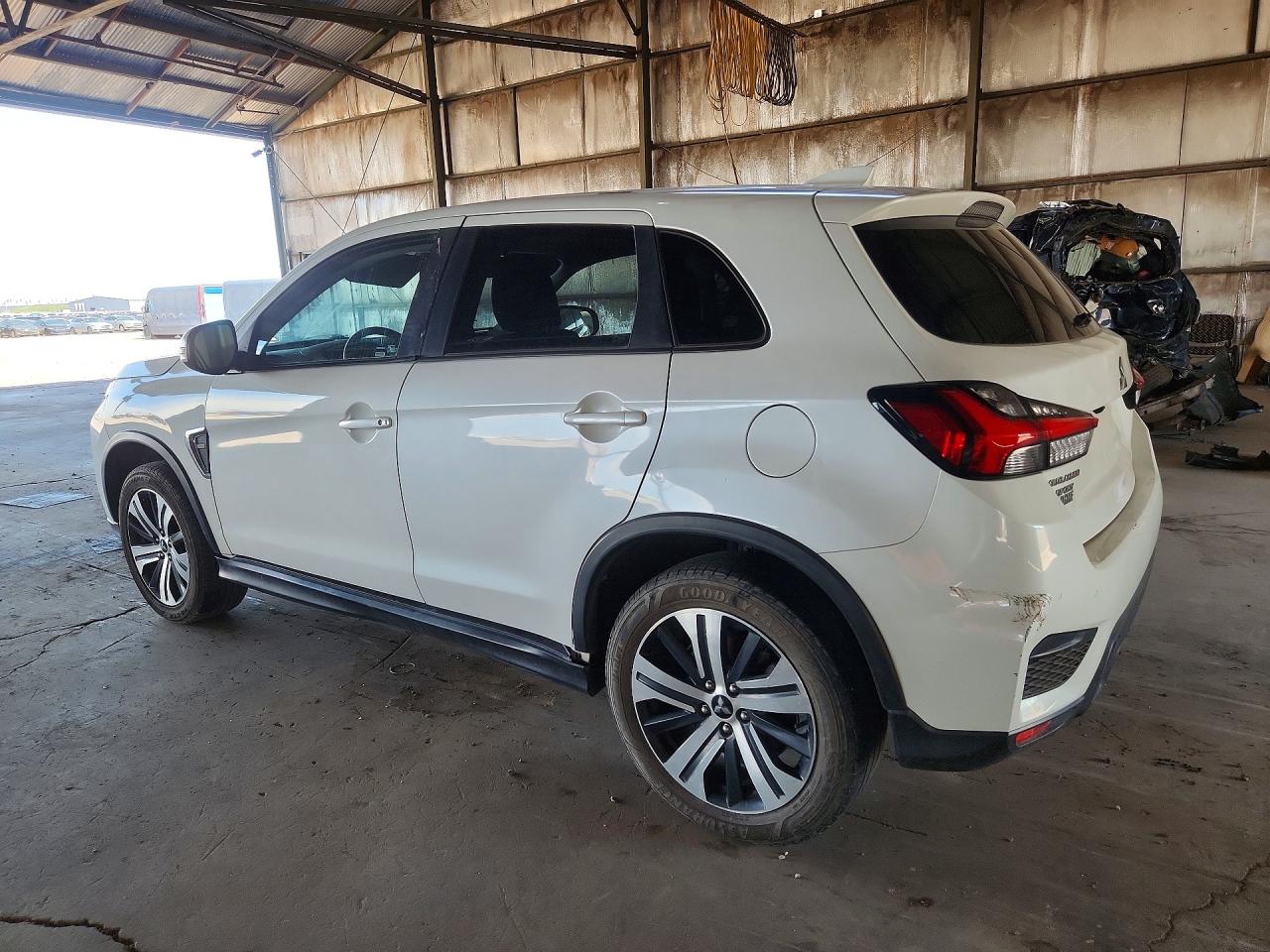 2021 MITSUBISHI OUTLANDER