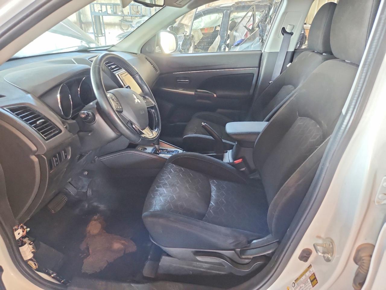 2021 MITSUBISHI OUTLANDER