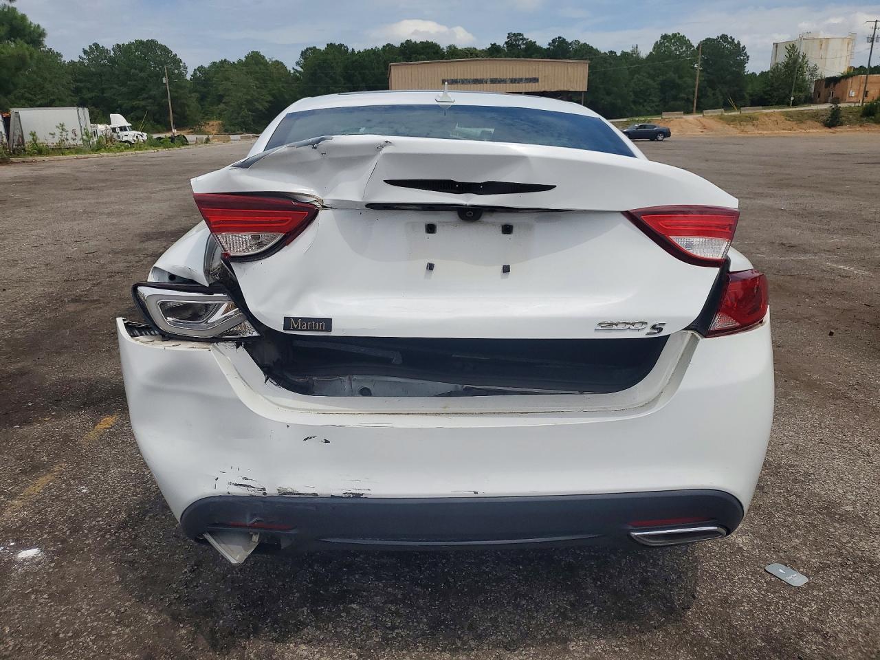 2015 CHRYSLER 200