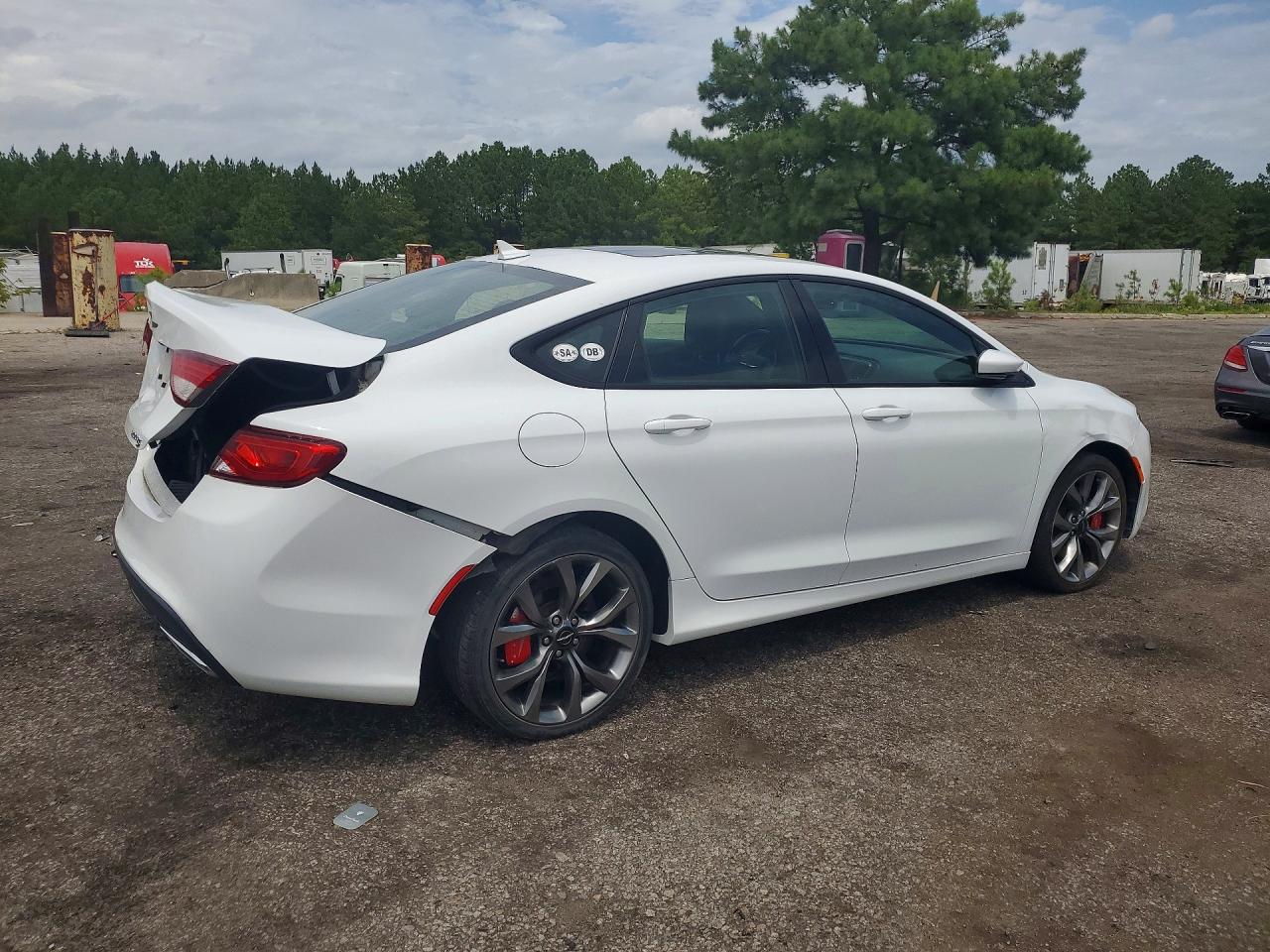 2015 CHRYSLER 200