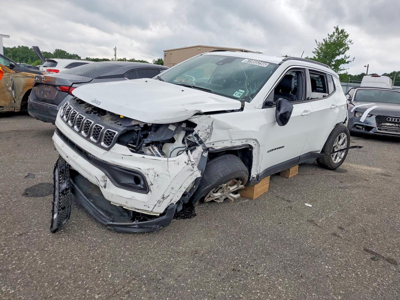 2024 JEEP COMPASS