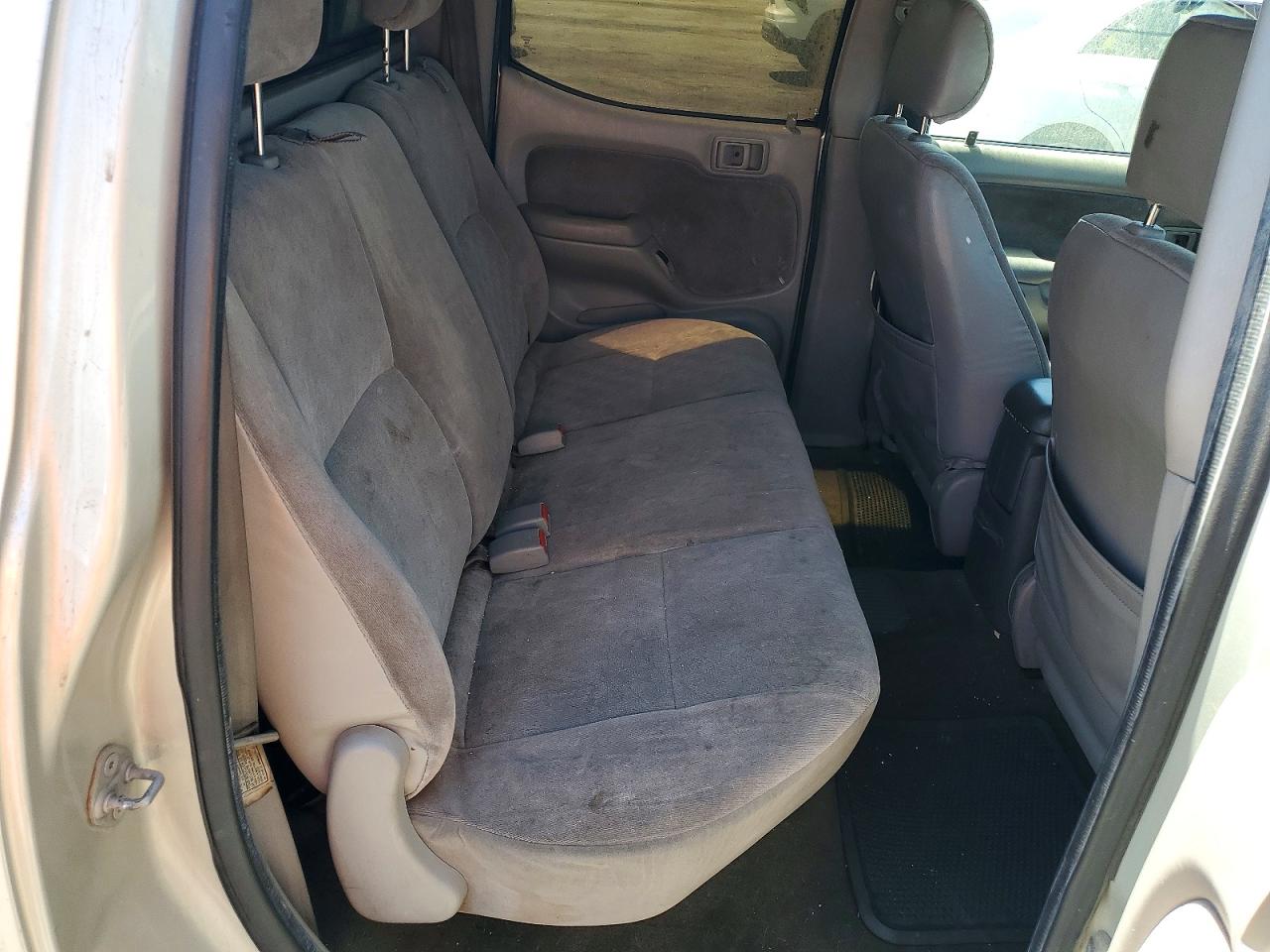 2004 TOYOTA TACOMA