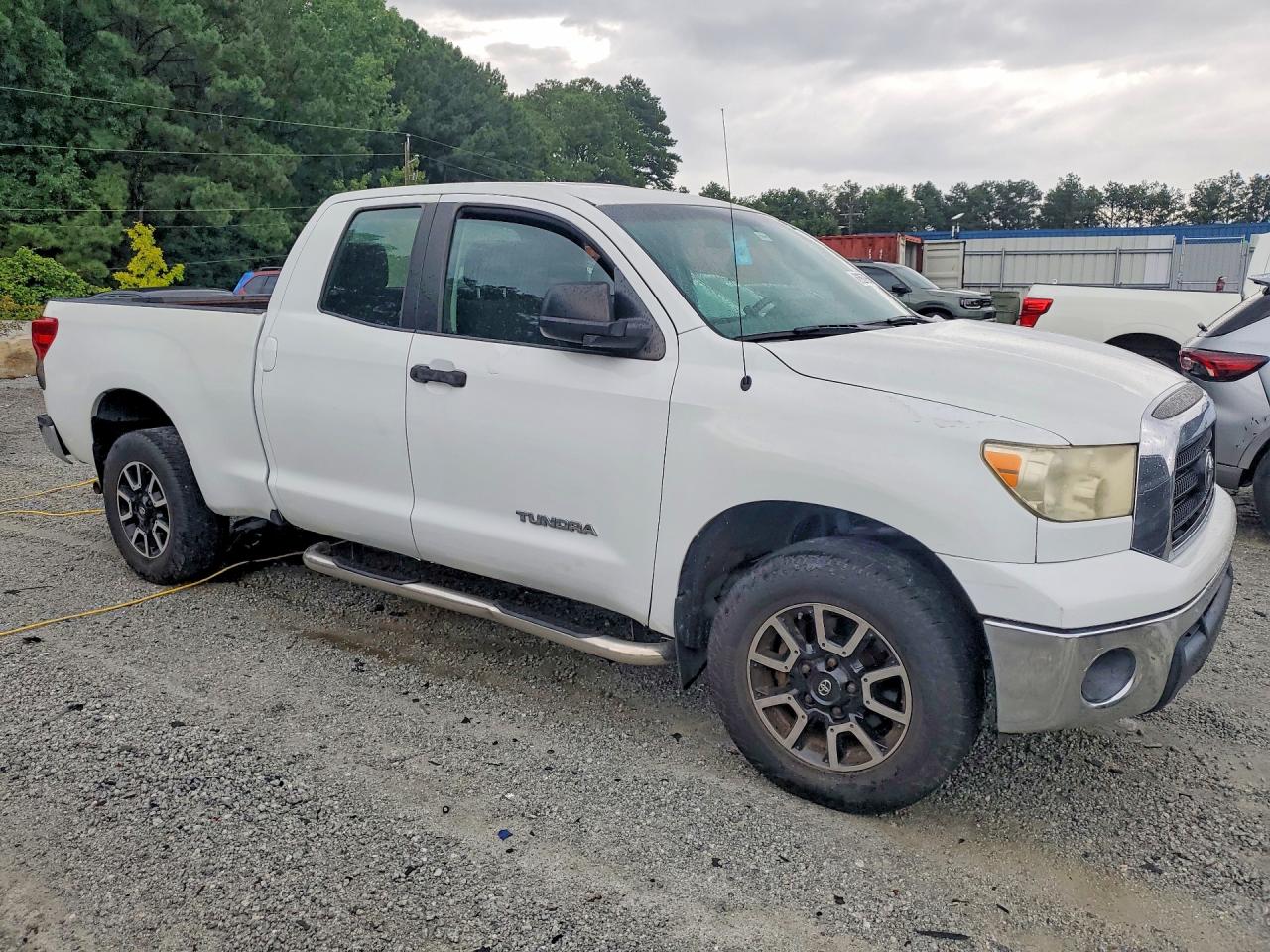 2009 TOYOTA TUNDRA