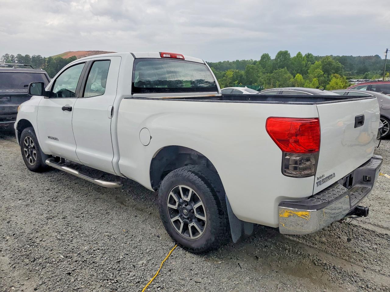 2009 TOYOTA TUNDRA