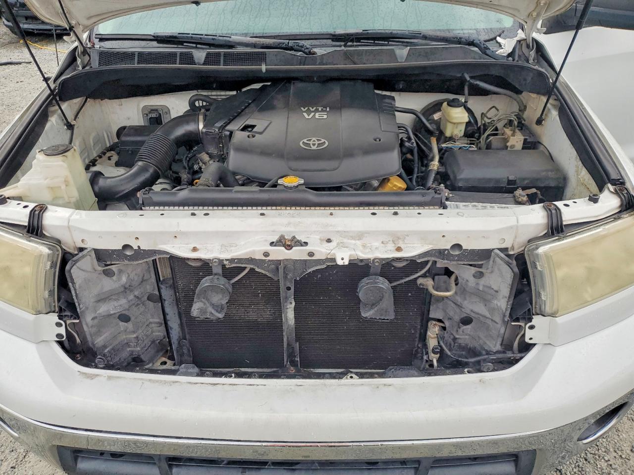 2009 TOYOTA TUNDRA