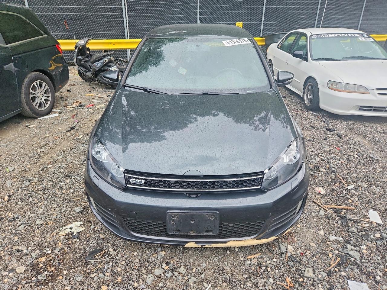2012 VOLKSWAGEN GTI