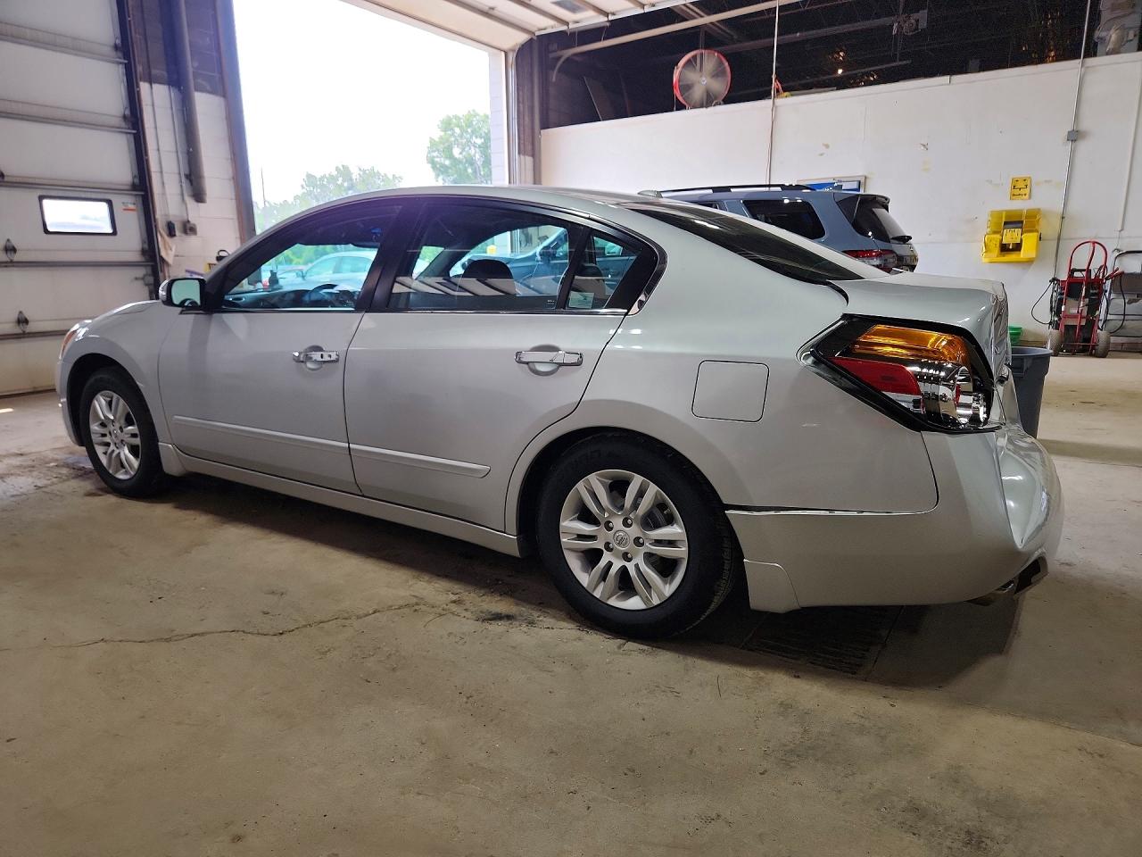 2011 NISSAN ALTIMA