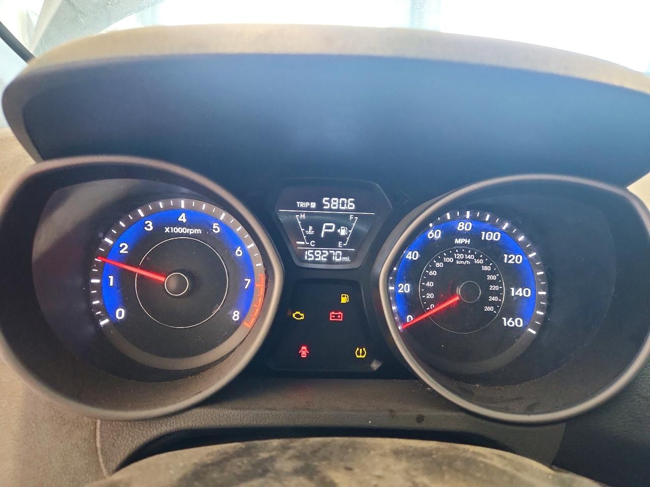 2014 HYUNDAI ELANTRA