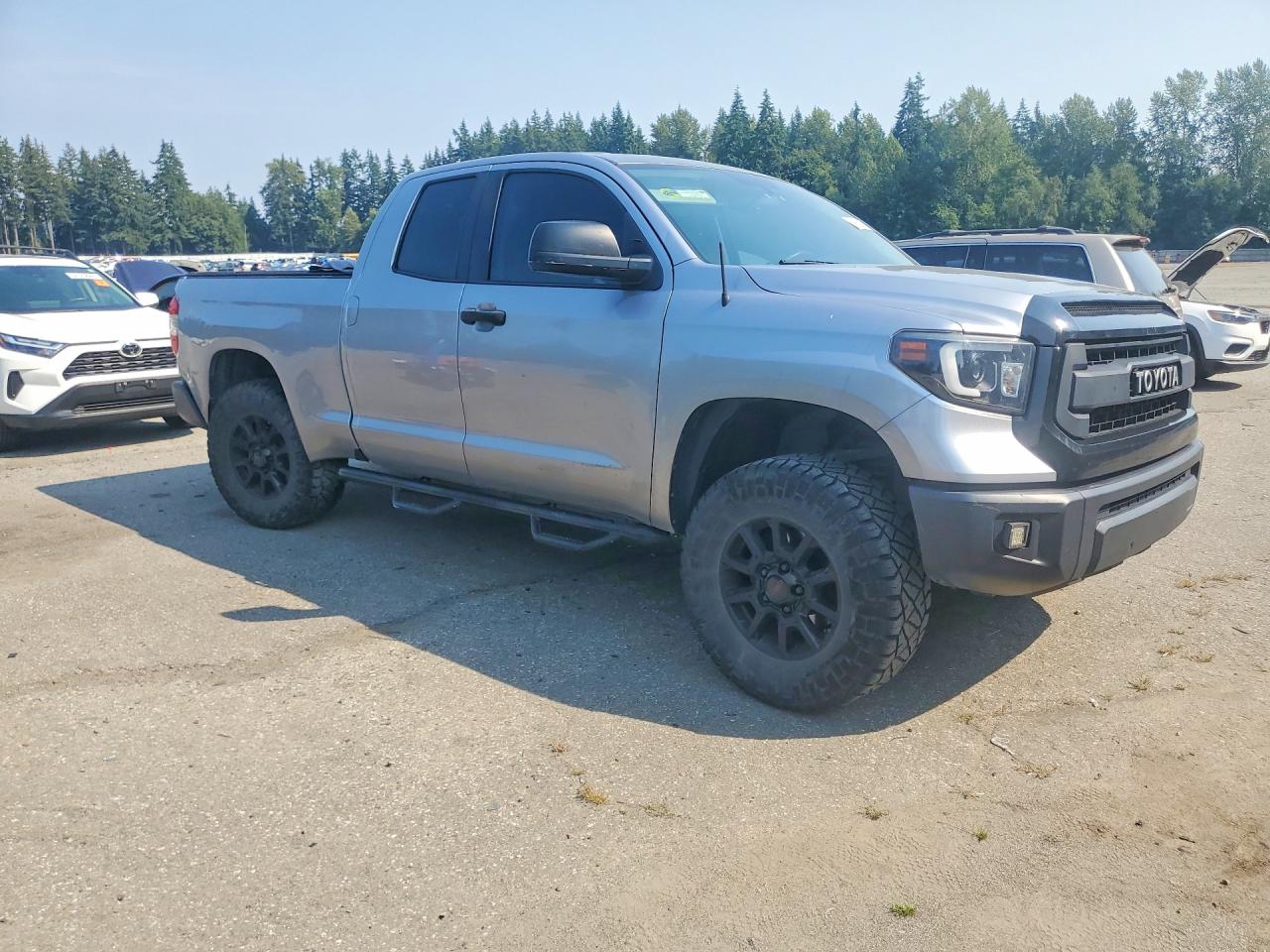 2014 TOYOTA TUNDRA