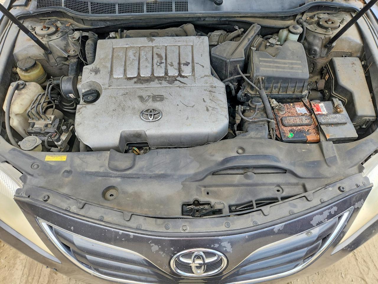 2010 TOYOTA CAMRY