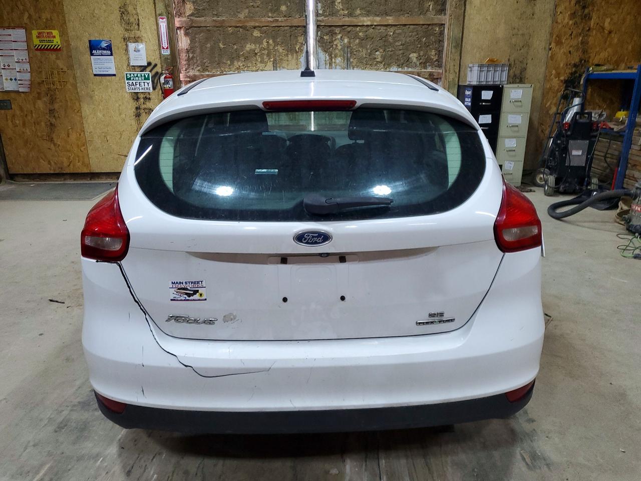 2016 FORD FOCUS