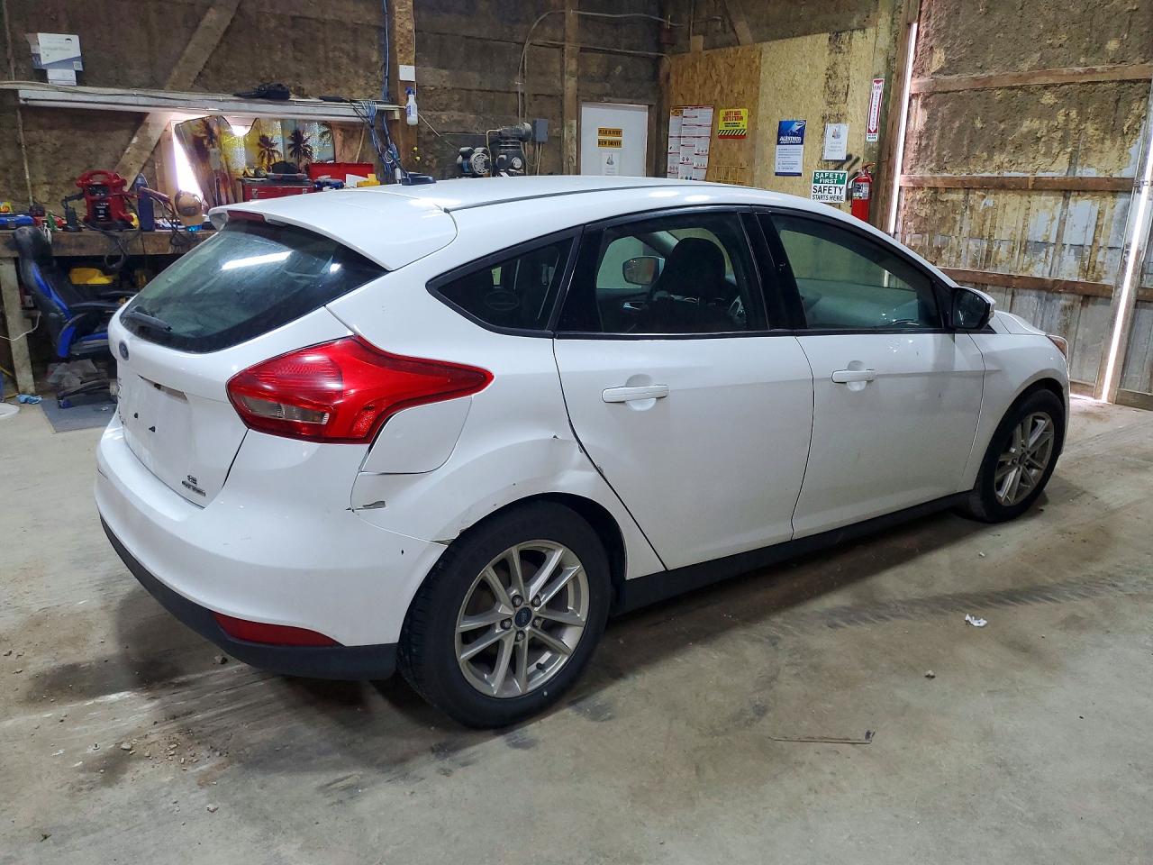 2016 FORD FOCUS