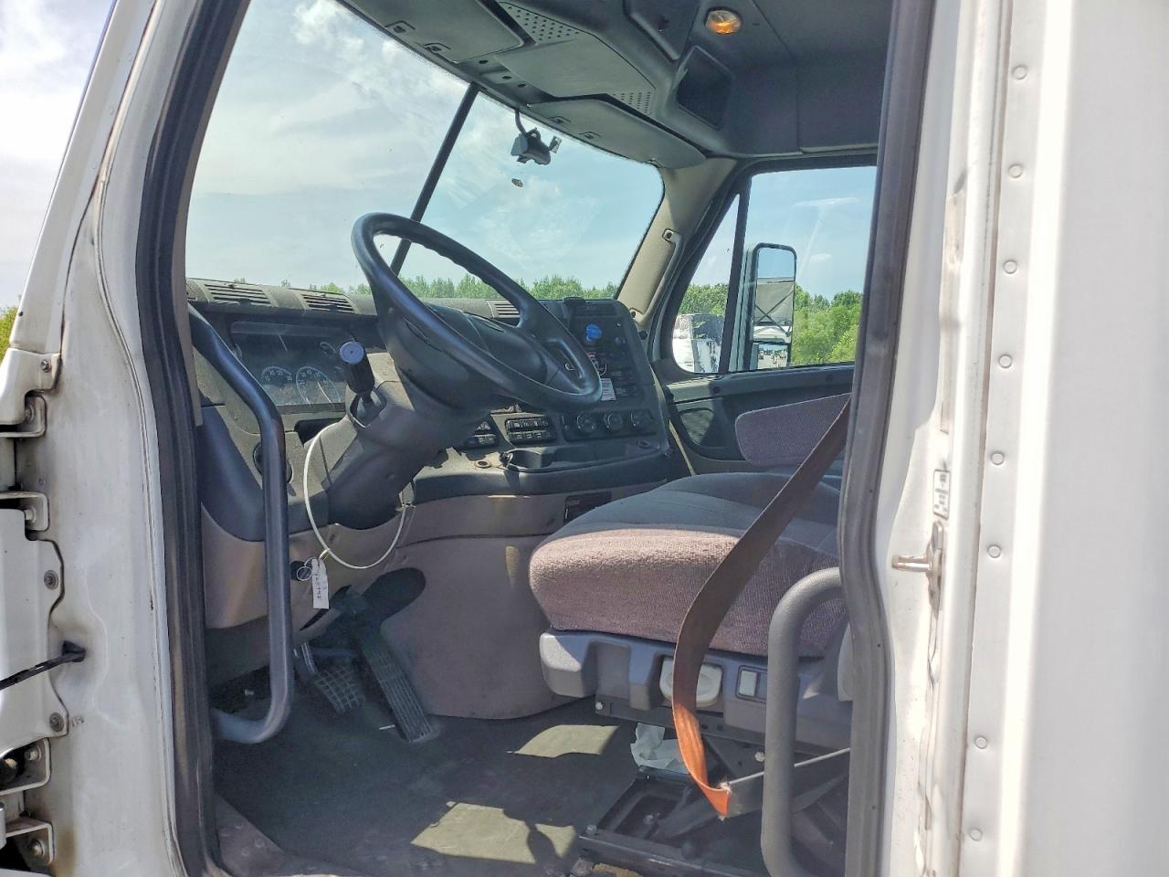 2015 FREIGHTLINER ALL OTHER
