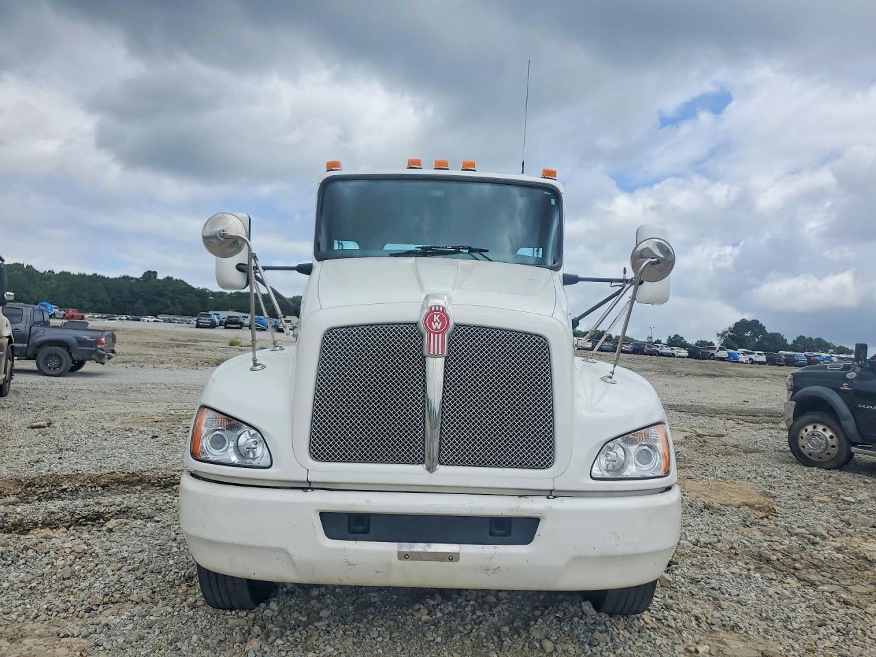 2015 KENWORTH ALL OTHER