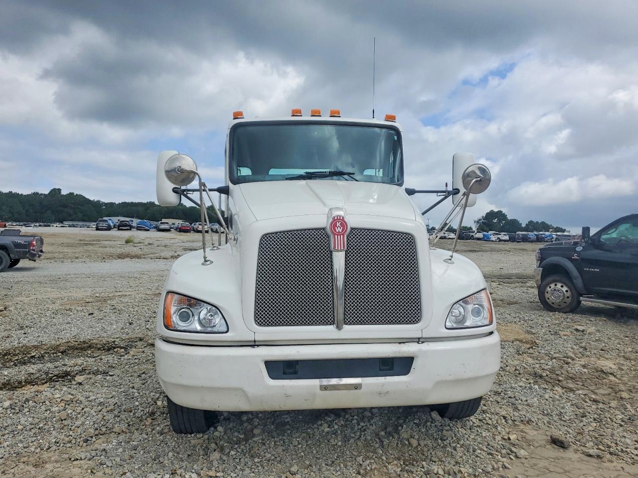2015 KENWORTH ALL OTHER