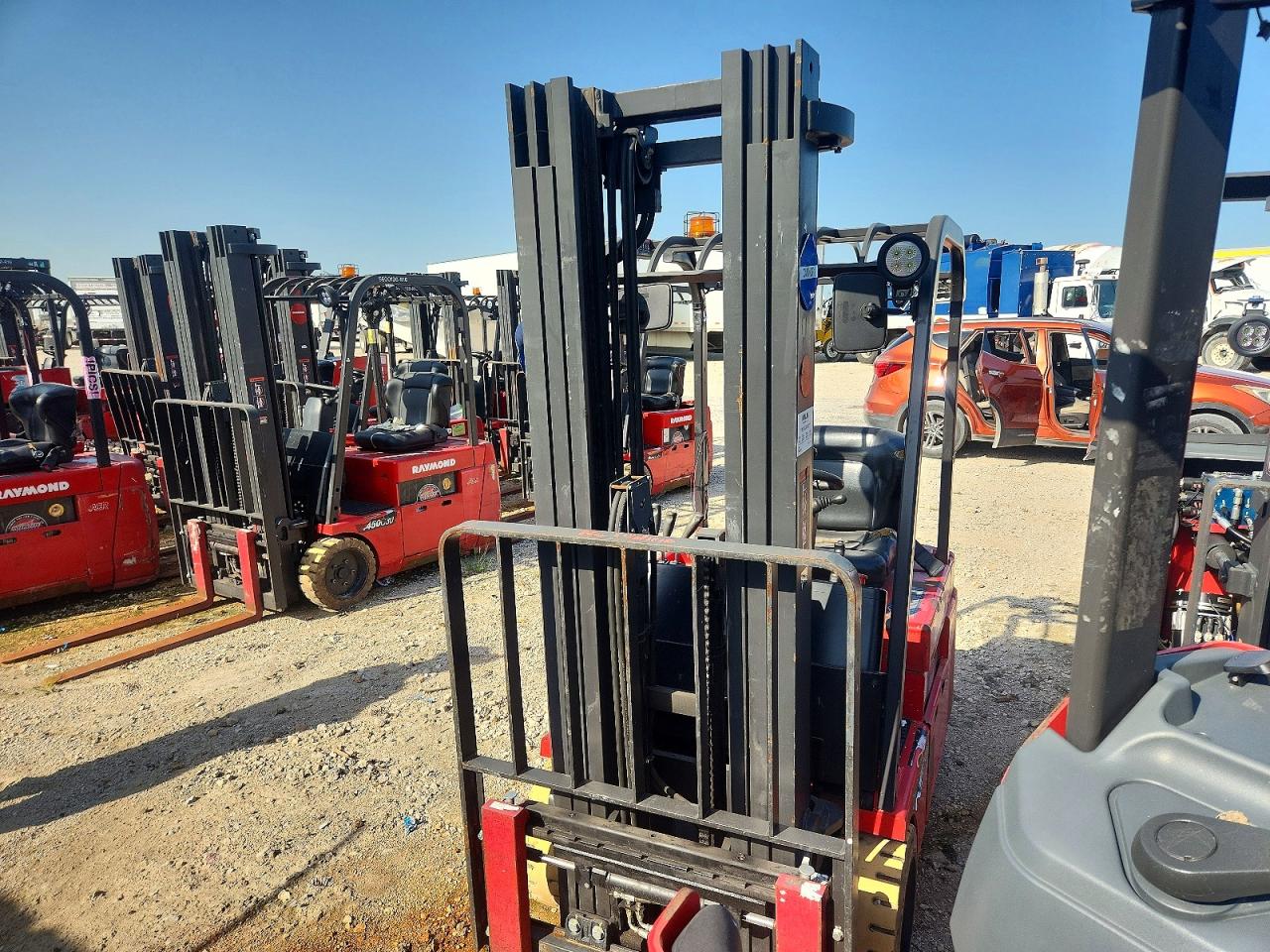2016 RAYMOND forklift