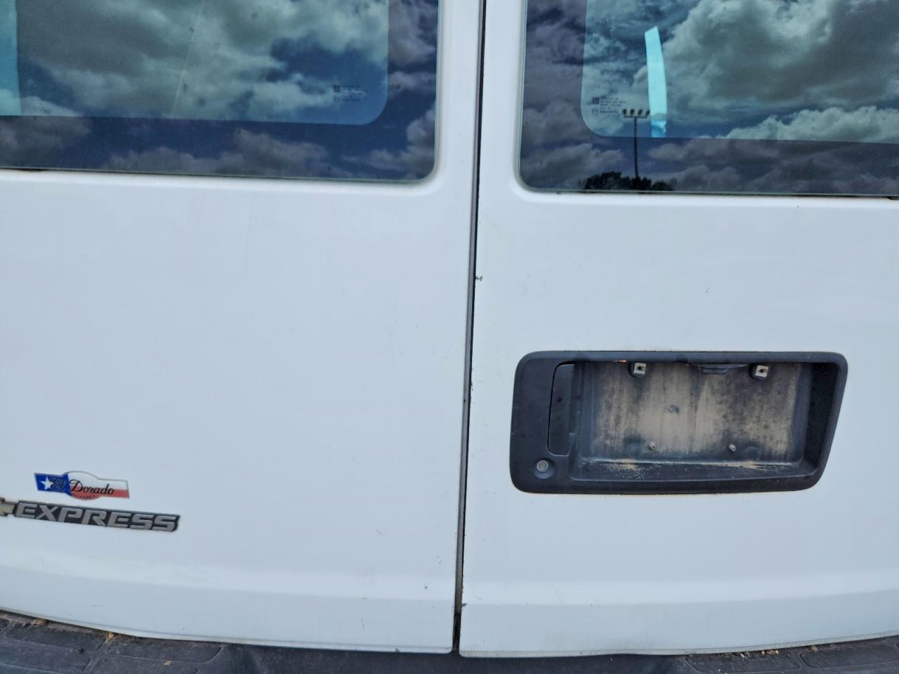 2012 CHEVROLET EXPRESS