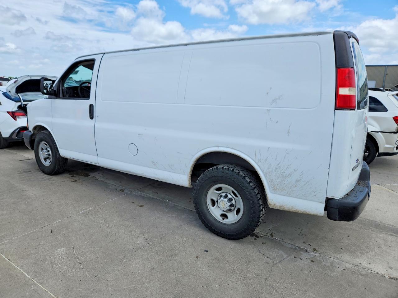 2012 CHEVROLET EXPRESS