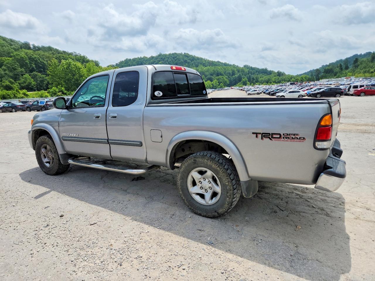 2003 TOYOTA TUNDRA
