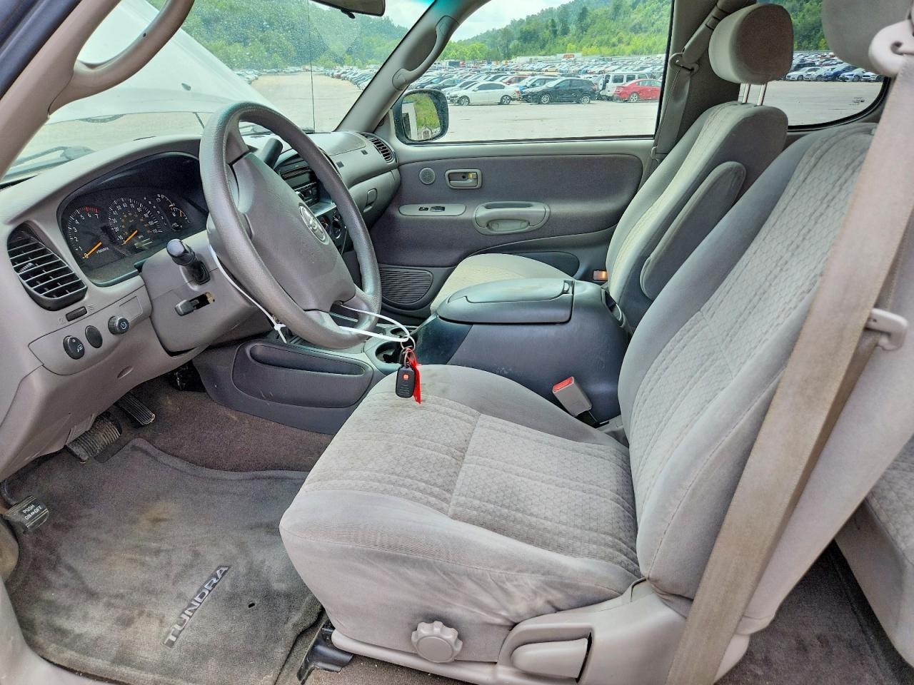 2003 TOYOTA TUNDRA
