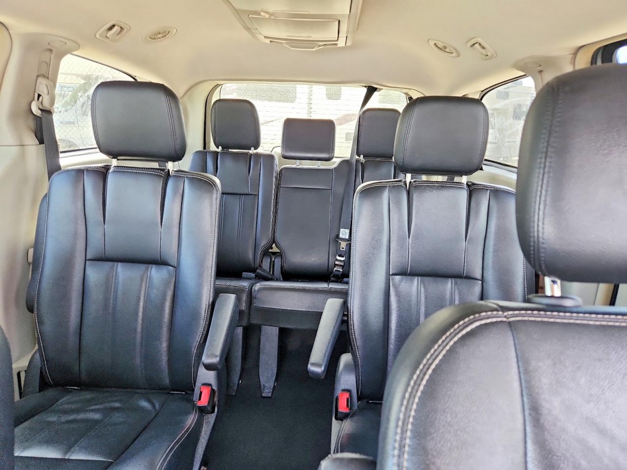 2014 CHRYSLER MINIVAN