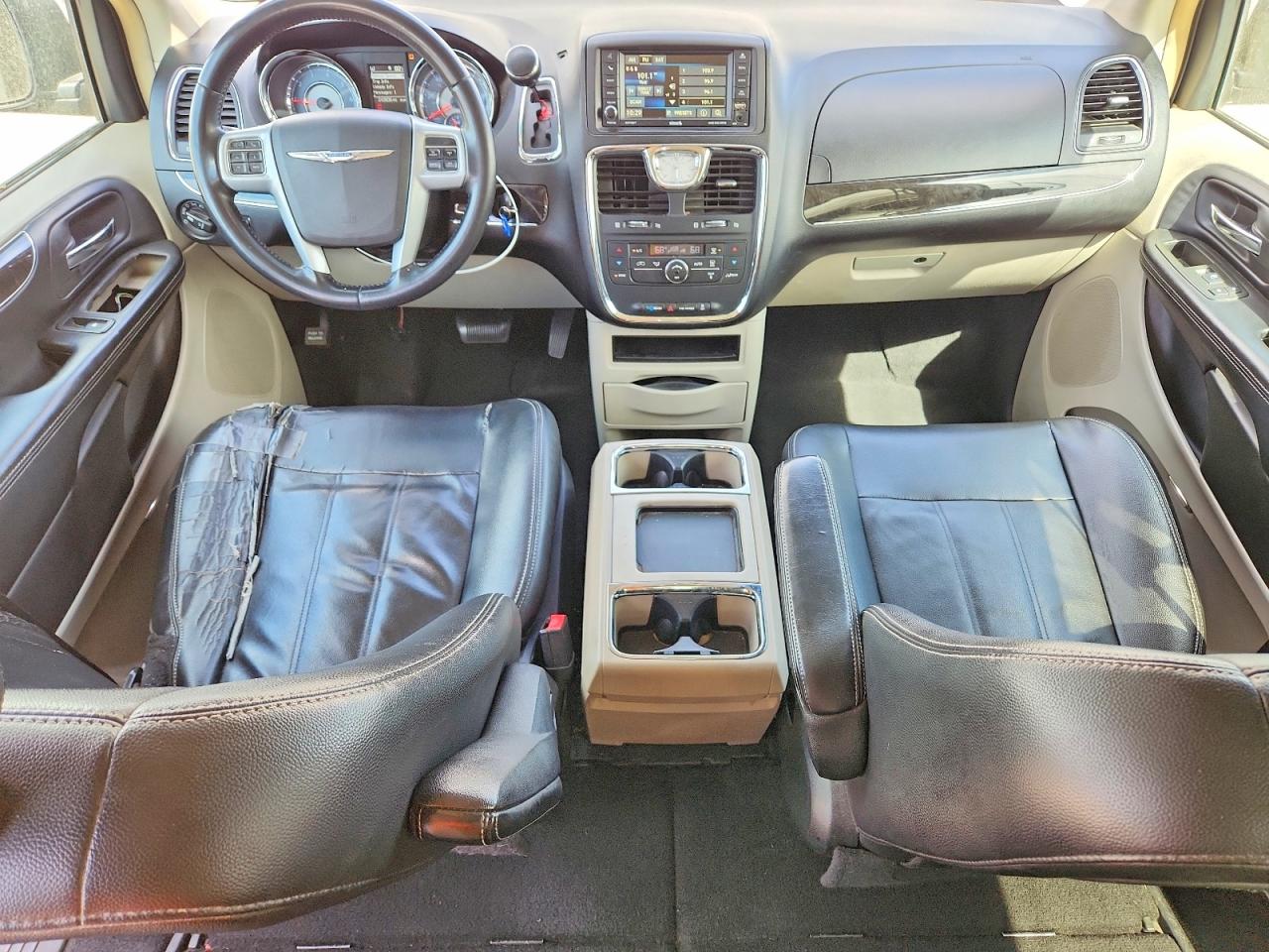 2014 CHRYSLER MINIVAN