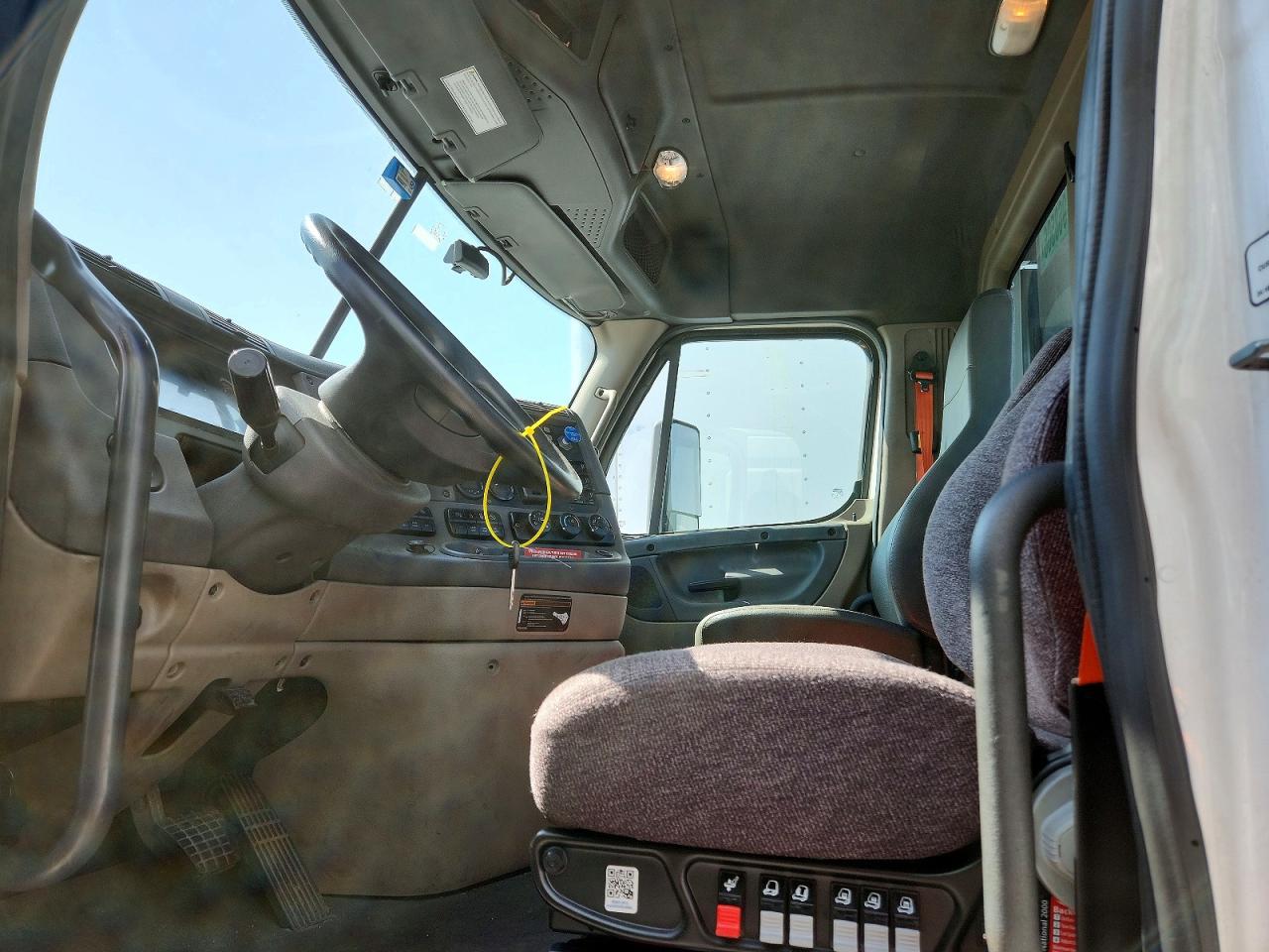2015 FREIGHTLINER ALL OTHER