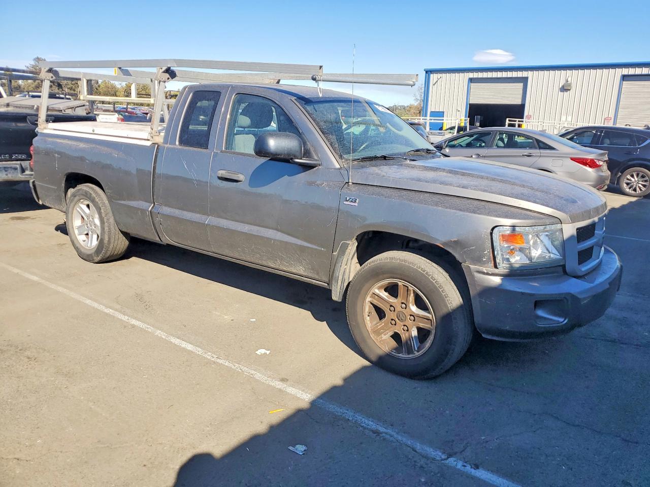 2011 DODGE DAKOTA