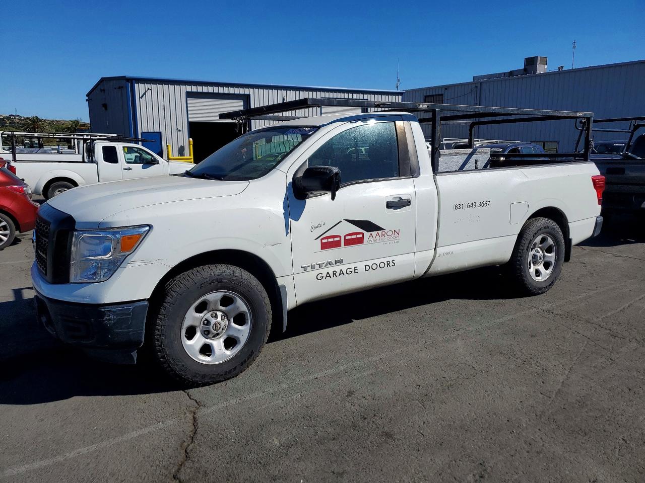 2017 NISSAN TITAN