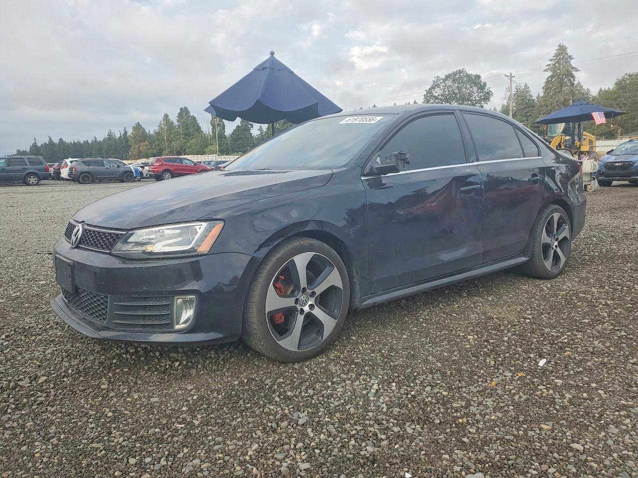 2013 VOLKSWAGEN JETTA