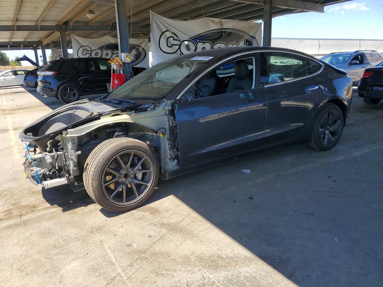 2018 TESLA MODEL 3