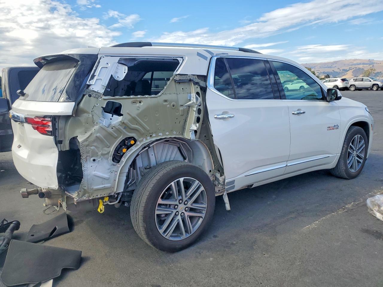 2023 CHEVROLET TRAVERSE