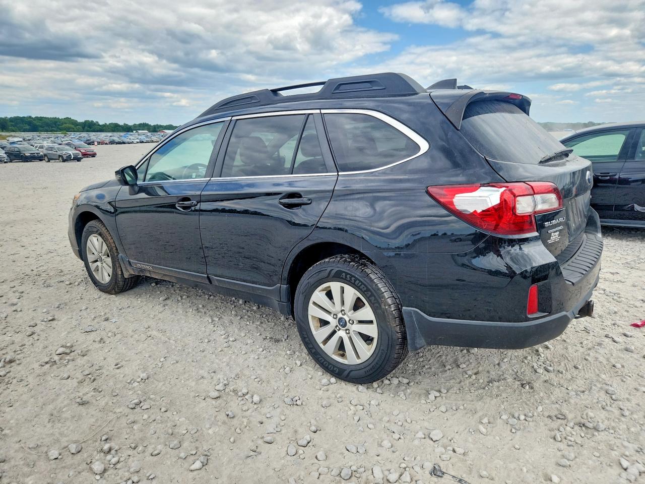 2017 SUBARU OUTBACK
